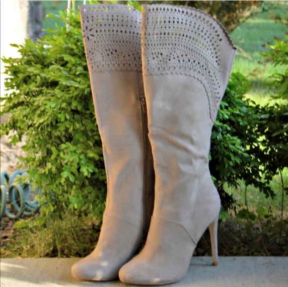 Berllina heeled boots w/cutouts in taupe WIDE calf - Picture 2 of 5